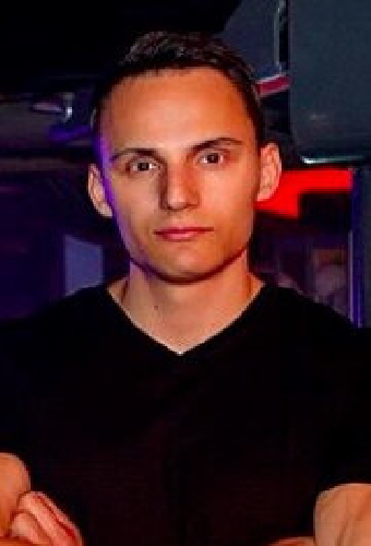 Алексей Чекардин