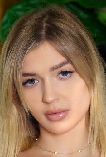 Mackenzie Moss