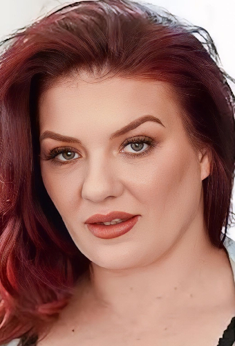 Emmy Demure