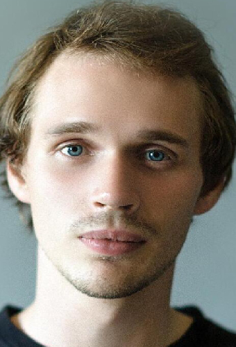 Денис Лукичев