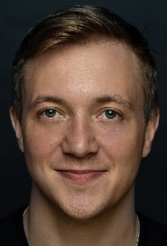Станислав Хатюхин
