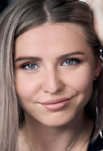Анна Усольцева